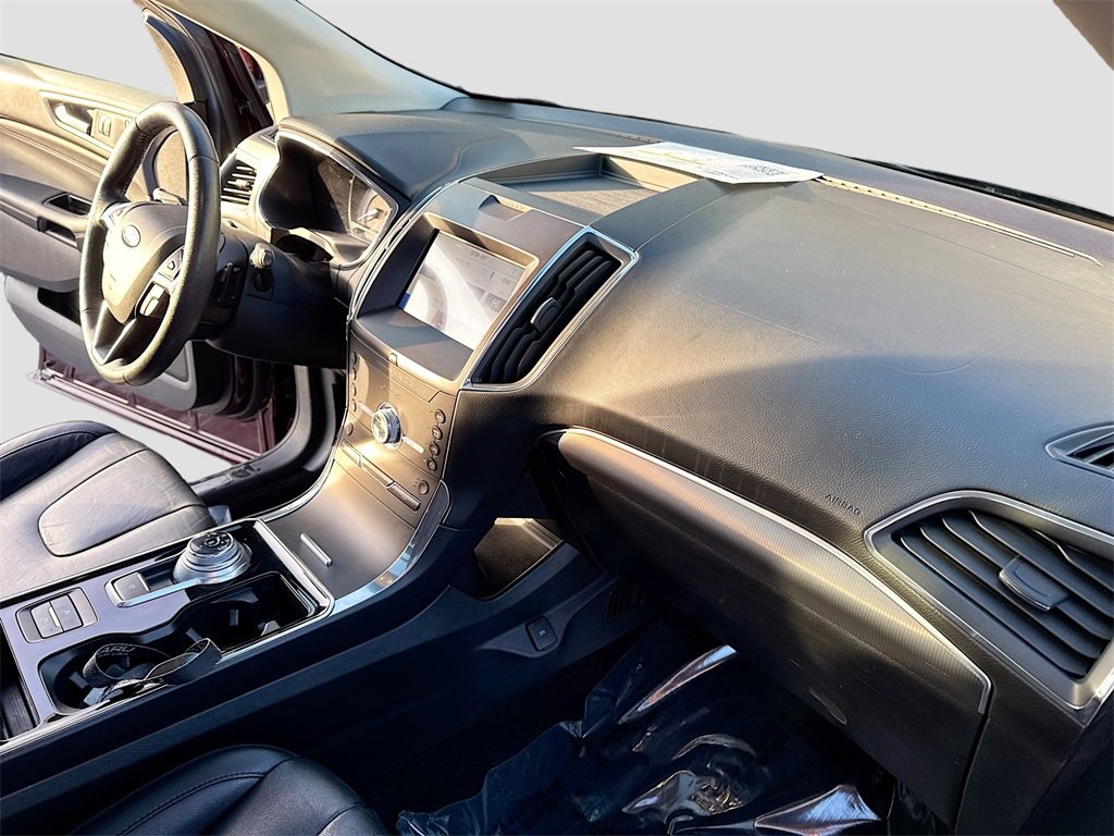 Used 2020 Ford Edge Titanium w/ Class II Trailer Tow Package image 28