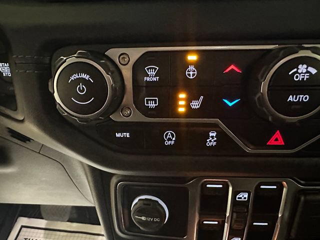Used 2024 Jeep Wrangler Unlimited Rubicon AWD/4WD image 13