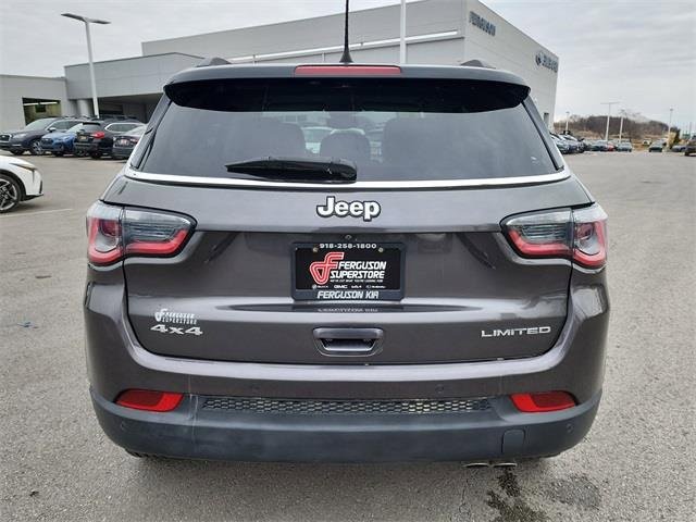 Used 2018 Jeep Compass Limited image 4