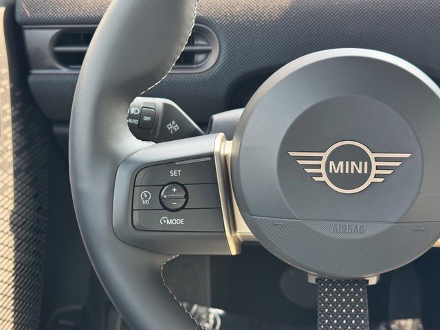 Used 2026 MINI Cooper S FWD image 21