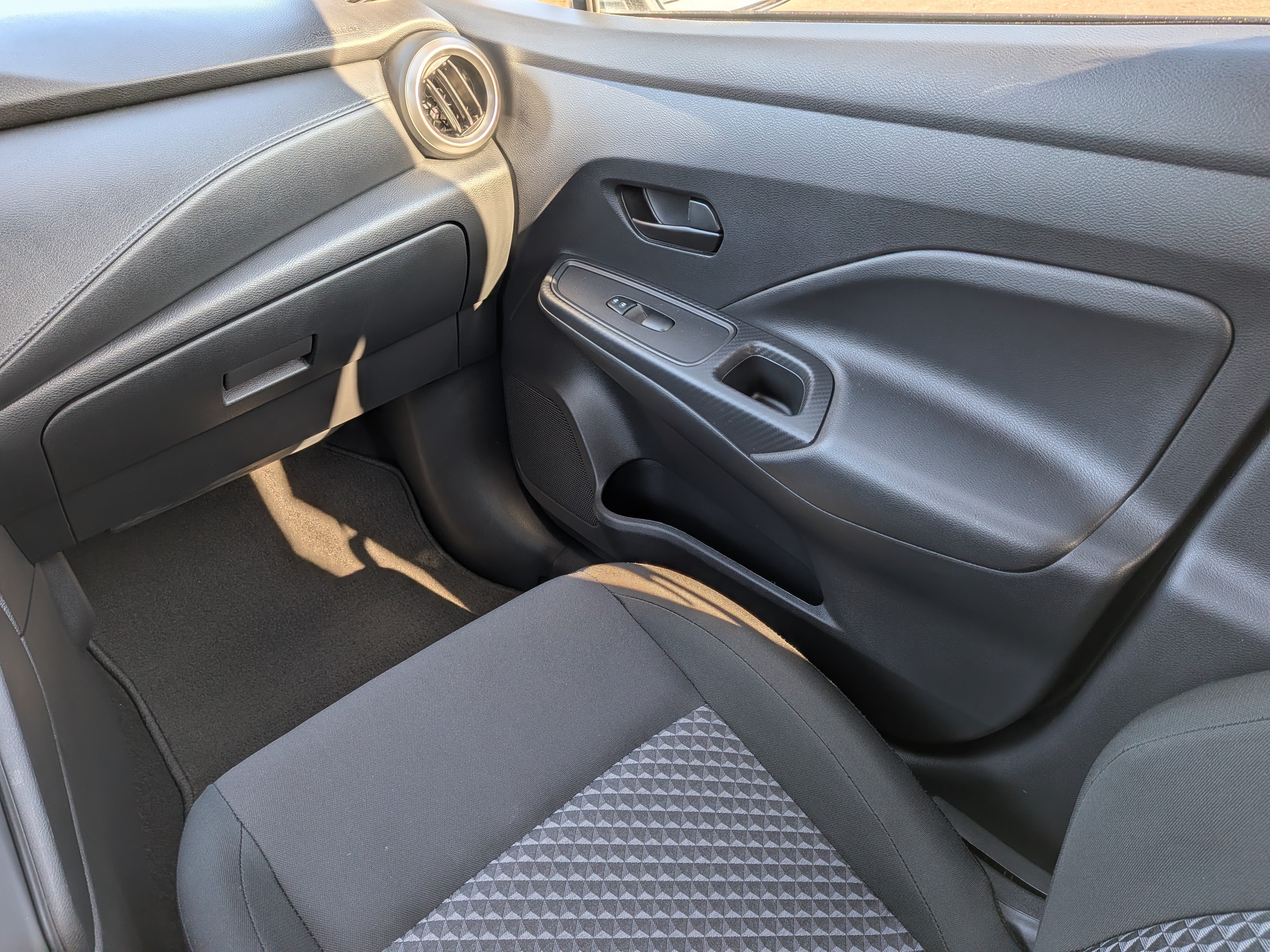 Certified 2024 Nissan Versa S w/ Trunk Package FWD image 15