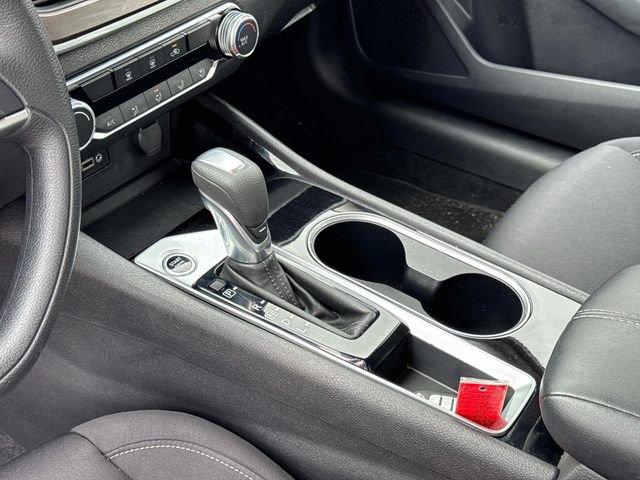 Used 2024 Nissan Altima 2.5 SV image 30