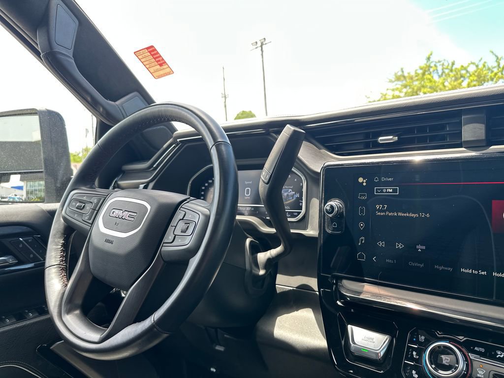 Used 2024 GMC Sierra 2500 AT4X AWD/4WD image 19