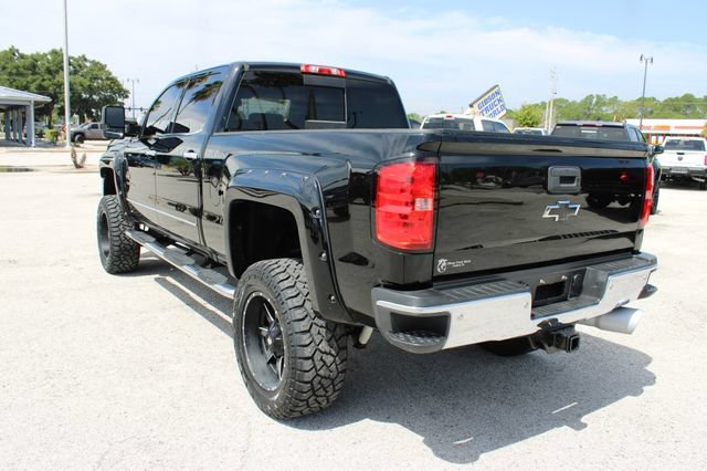 Used 2017 Chevrolet Silverado 2500 LTZ w/ Duramax Plus Package AWD/4WD image 8