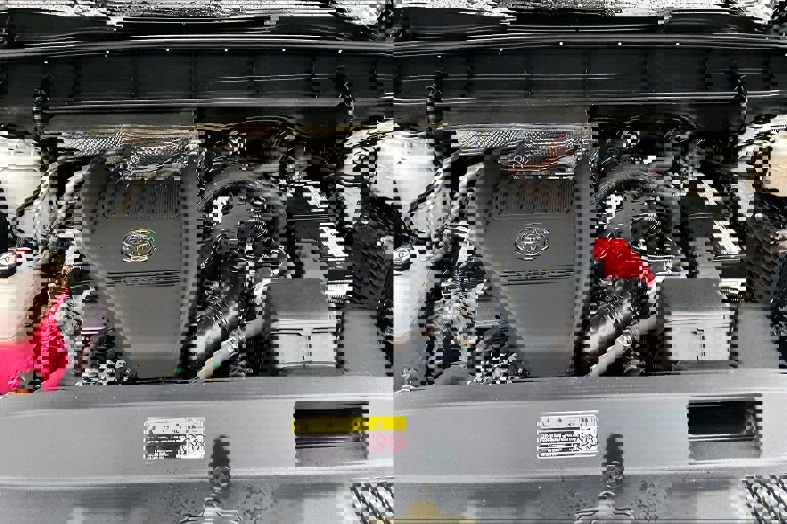 Used 2023 Toyota Highlander Platinum image 10