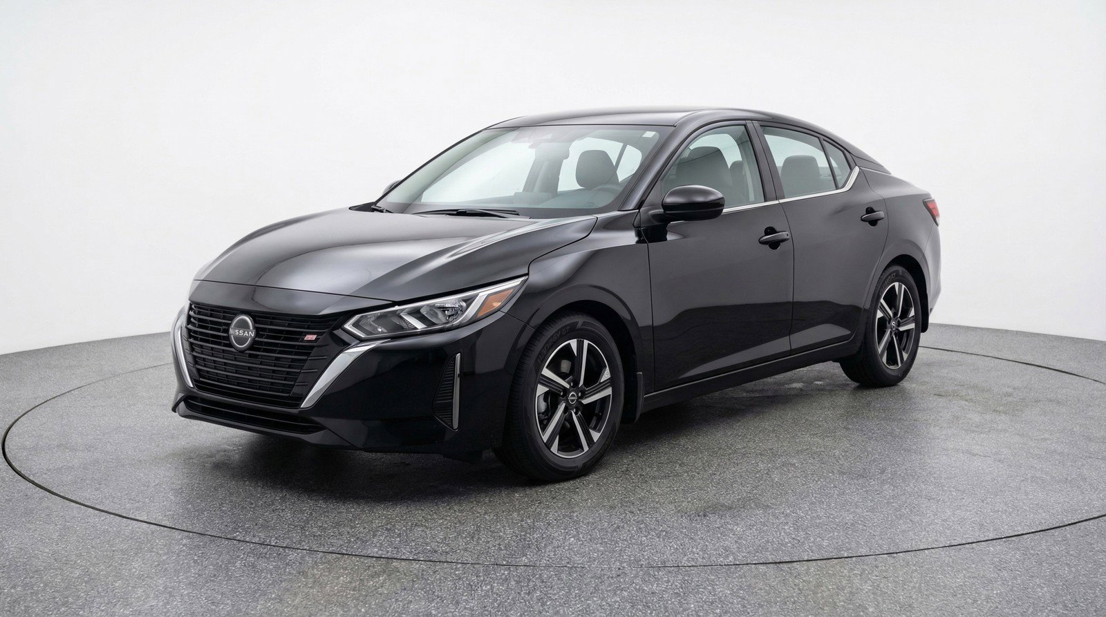 Used 2025 Nissan Sentra SV image 2