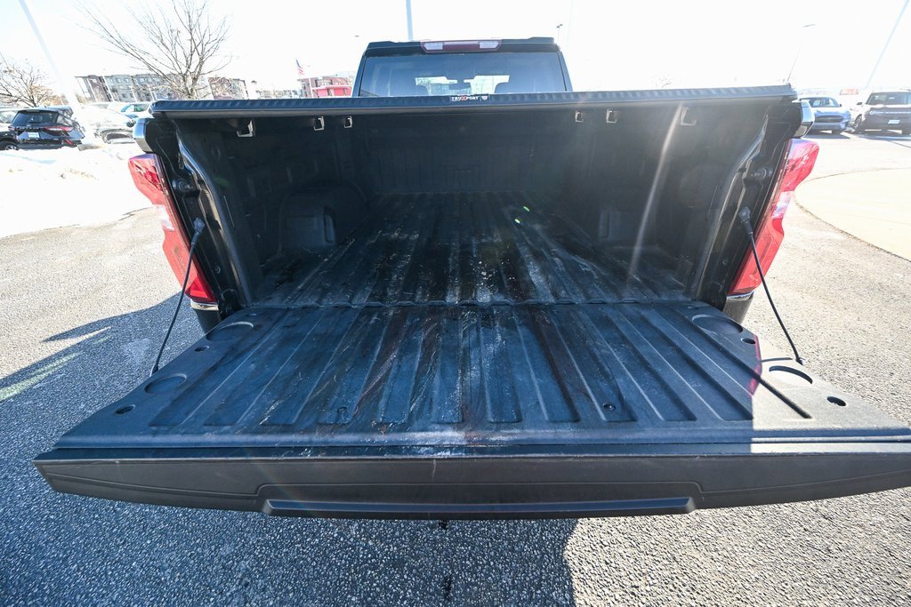 Used 2019 Chevrolet Silverado 1500 RST image 17