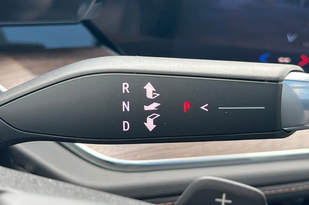 New 2026 Chevrolet Suburban High Country image 21