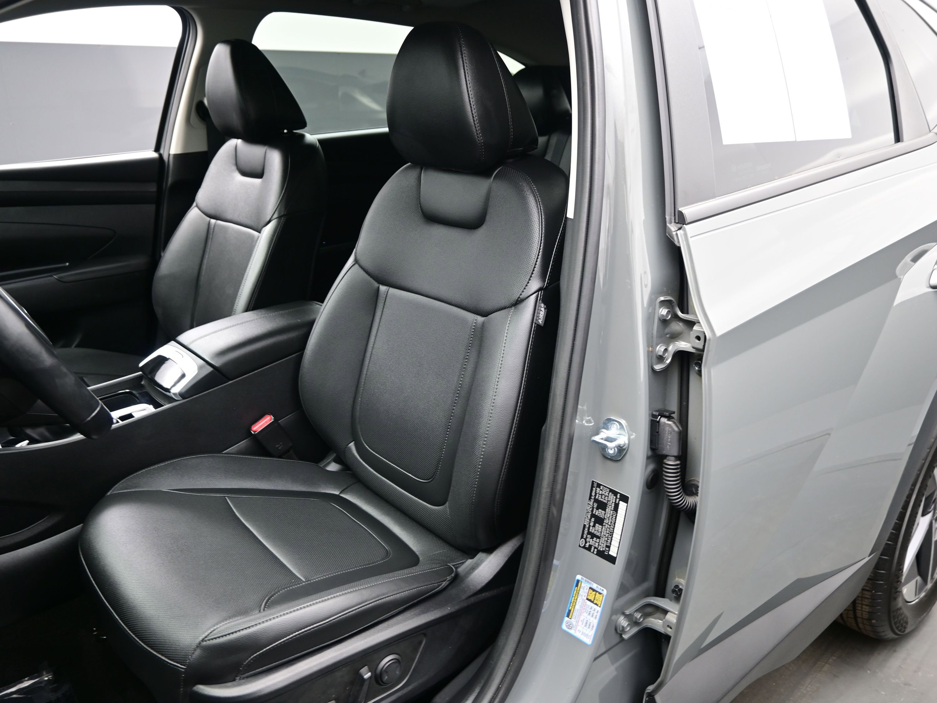 Certified 2025 Hyundai Tucson SEL image 12