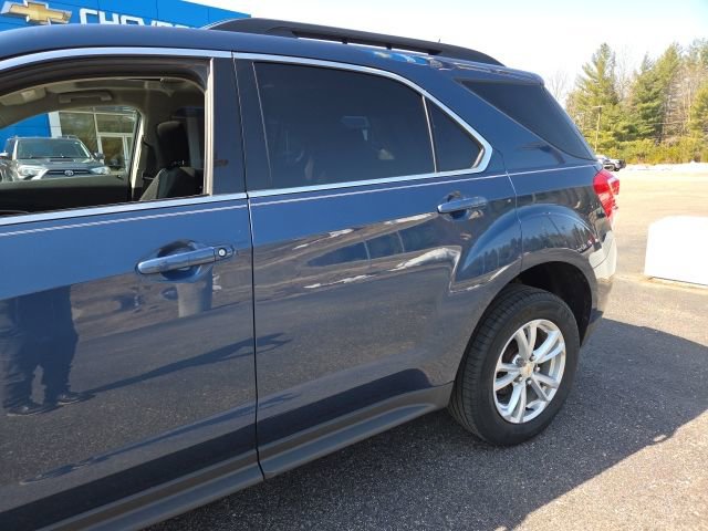 Used 2017 Chevrolet Equinox LT image 30