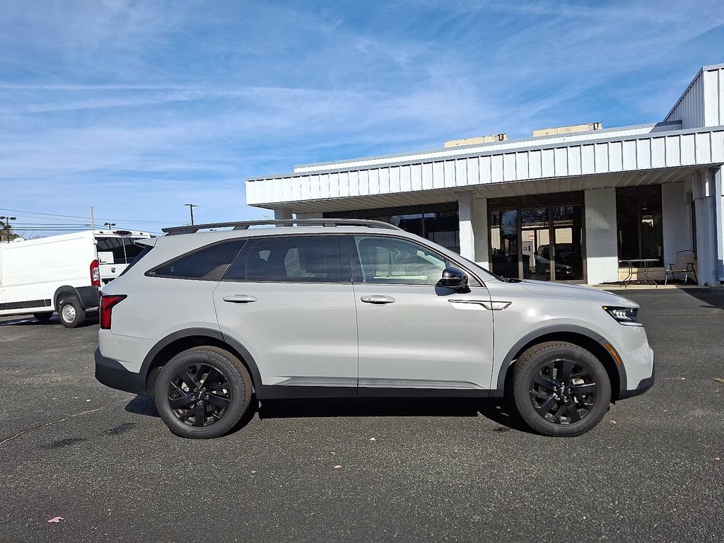 Used 2022 Kia Sorento S AWD/4WD image 7