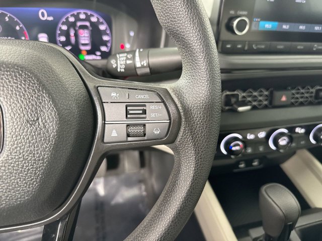 Used 2025 Honda Accord SE image 13