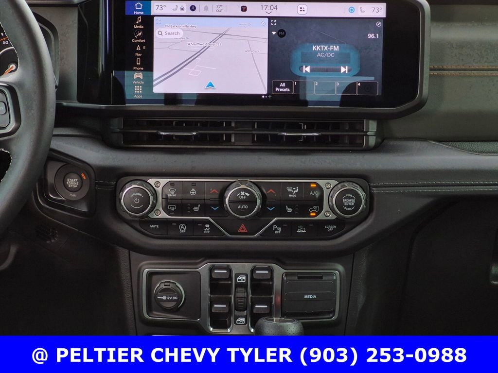 Used 2025 Jeep Gladiator Mojave image 38