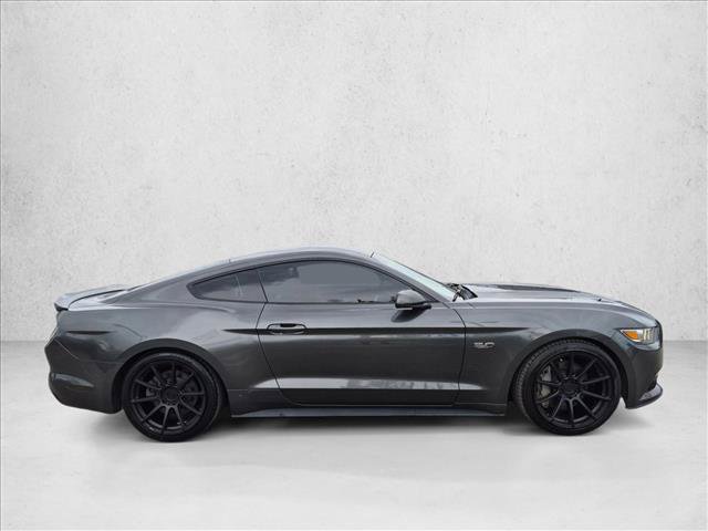 Used 2017 Ford Mustang GT RWD image 4