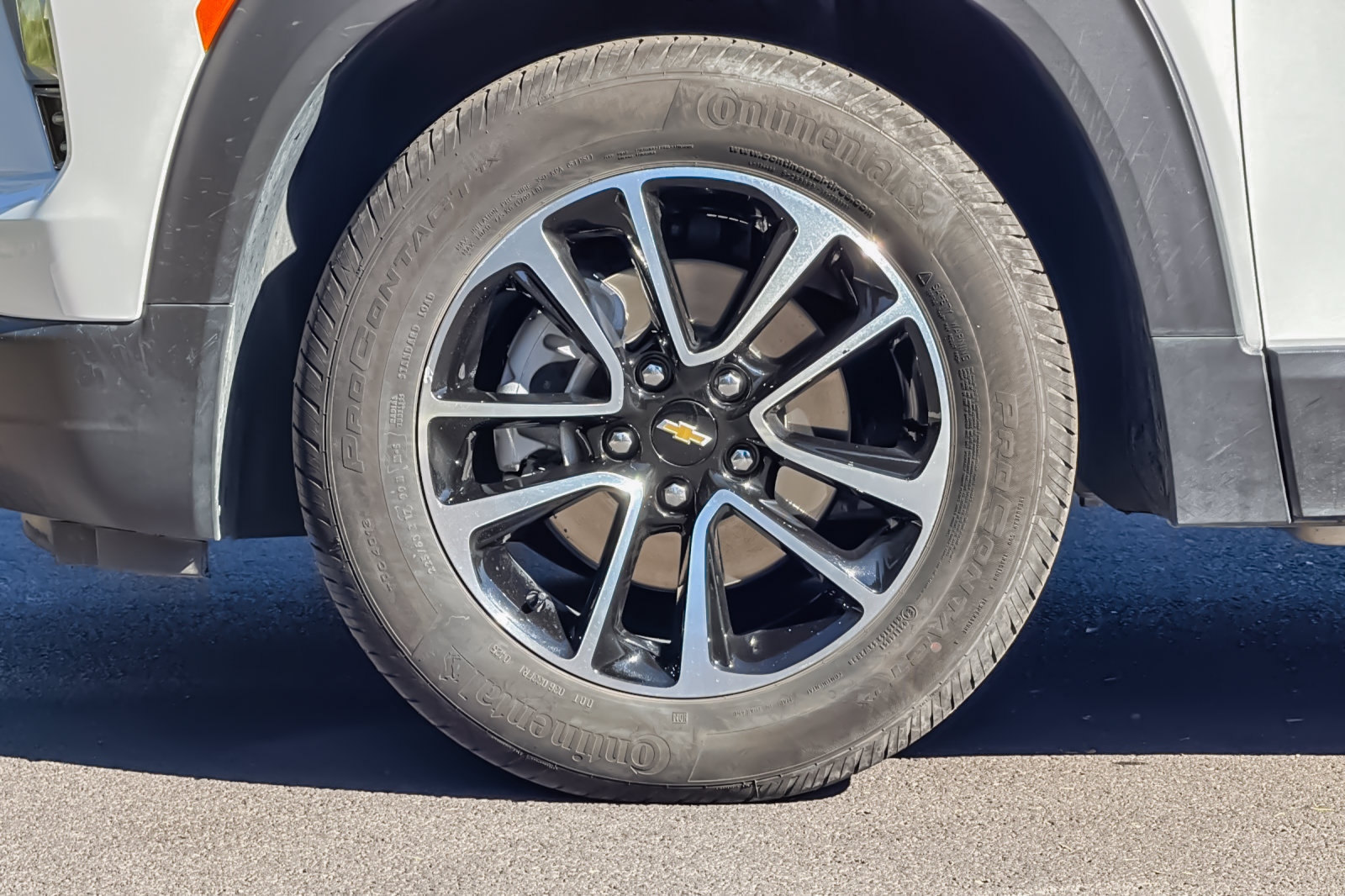 Used 2025 Chevrolet TrailBlazer LT AWD/4WD image 37