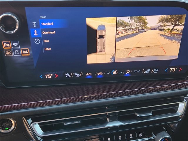 Used 2024 Chevrolet Traverse RS image 17