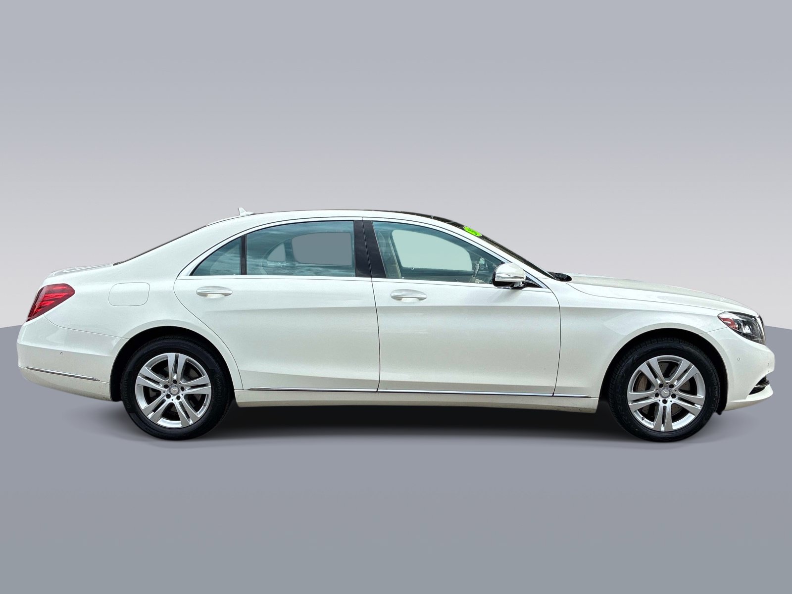 Used 2017 Mercedes-Benz S 550 4MATIC Sedan image 8