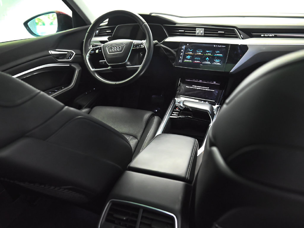 Used 2024 Audi Q8 e-tron Prestige w/ Prestige Package AWD/4WD image 38