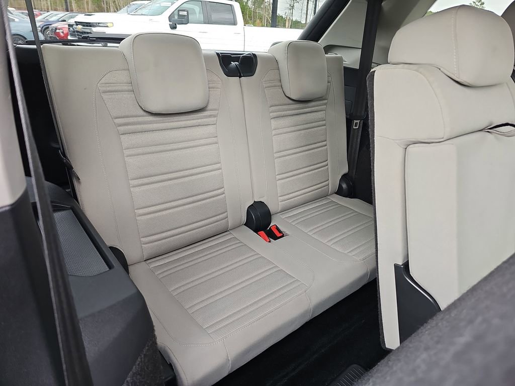 Used 2024 Volkswagen Tiguan S image 15