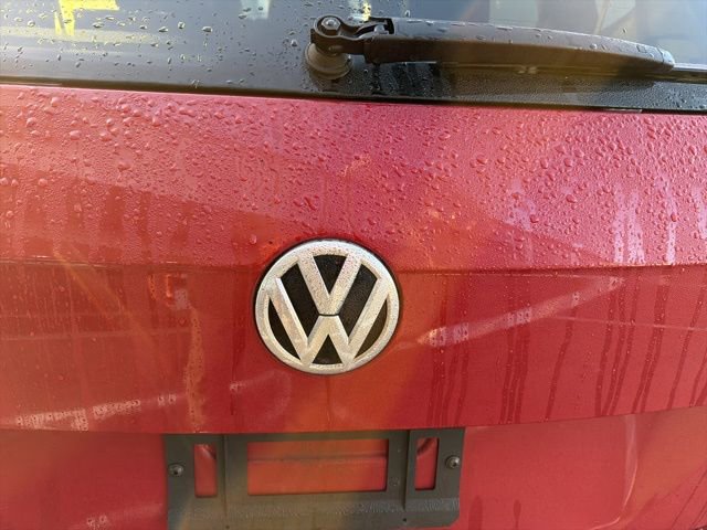 Used 2019 Volkswagen Tiguan SE w/ Panoramic Sunroof Package image 11