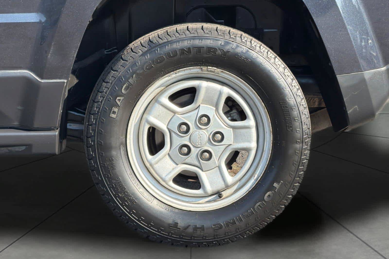 Used 2015 Jeep Patriot Sport w/ Power Value Group AWD/4WD image 11