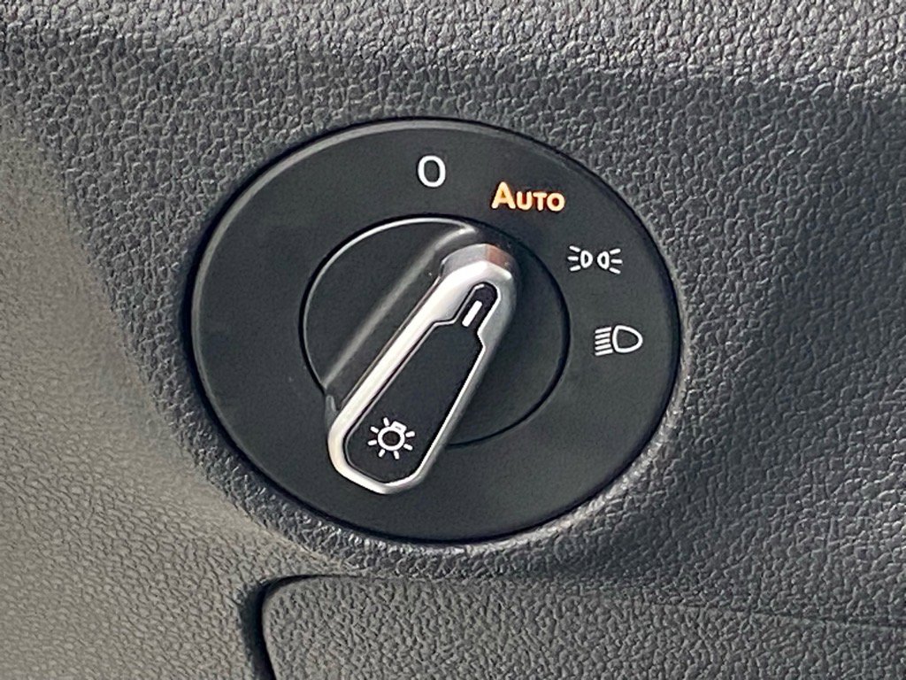 Certified 2025 Volkswagen Jetta S image 13