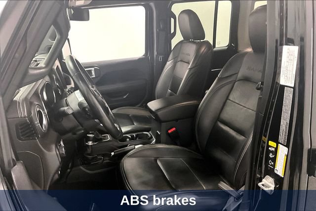 Used 2021 Jeep Wrangler Unlimited Sahara w/ Cold Weather Group AWD/4WD image 29