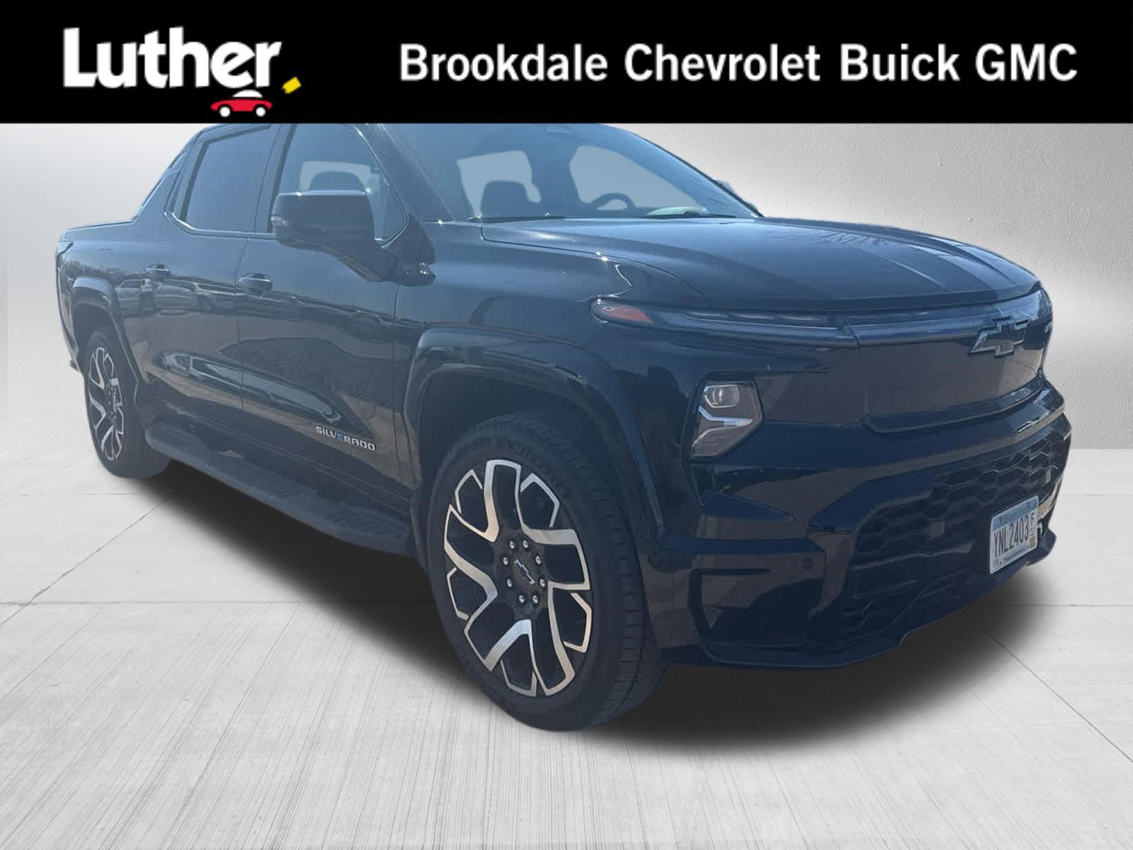 Used 2024 Chevrolet Silverado EV RST image 1