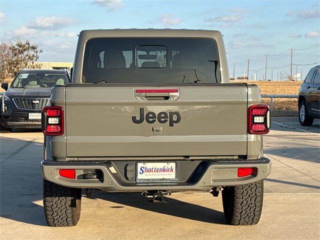 Certified 2023 Jeep Gladiator Overland image 8