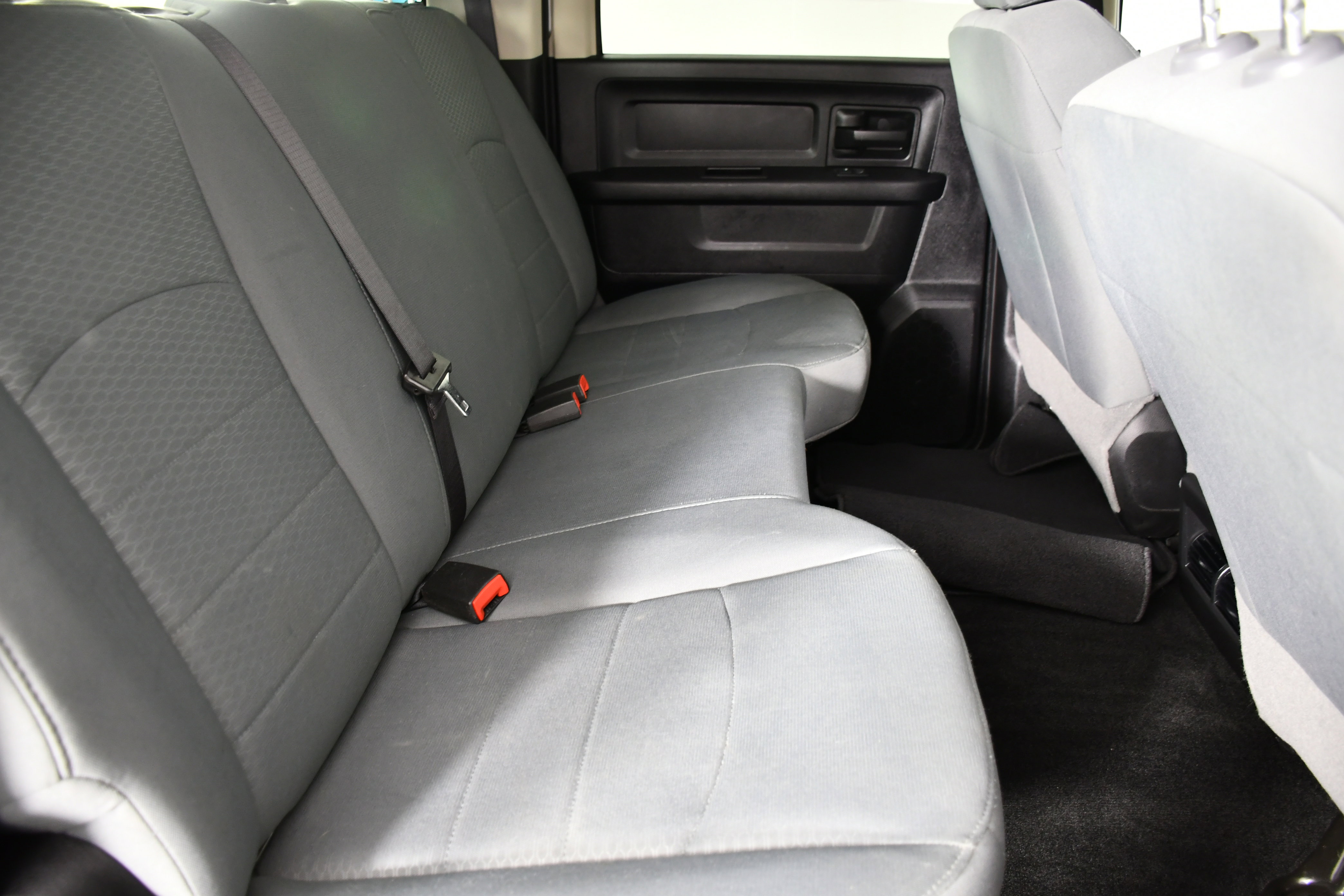 Used 2017 RAM 1500 Express w/ Express Value Package image 46