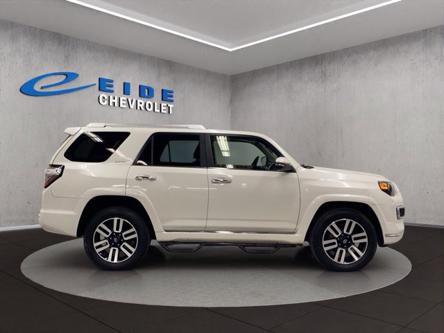 Used 2015 Toyota 4Runner Limited AWD/4WD image 16