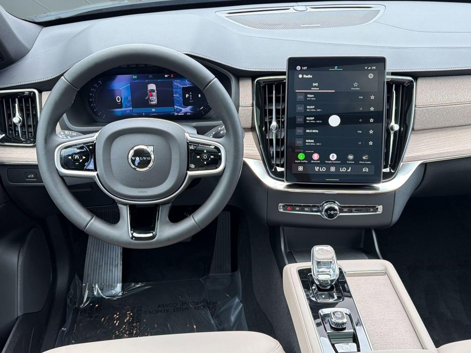 New 2026 Volvo XC90 B6 Plus w/ Protection Package AWD/4WD image 27