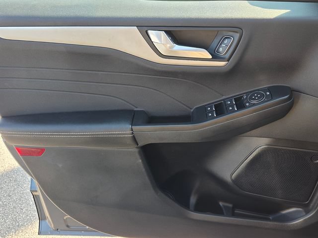Used 2022 Ford Escape SEL FWD image 29
