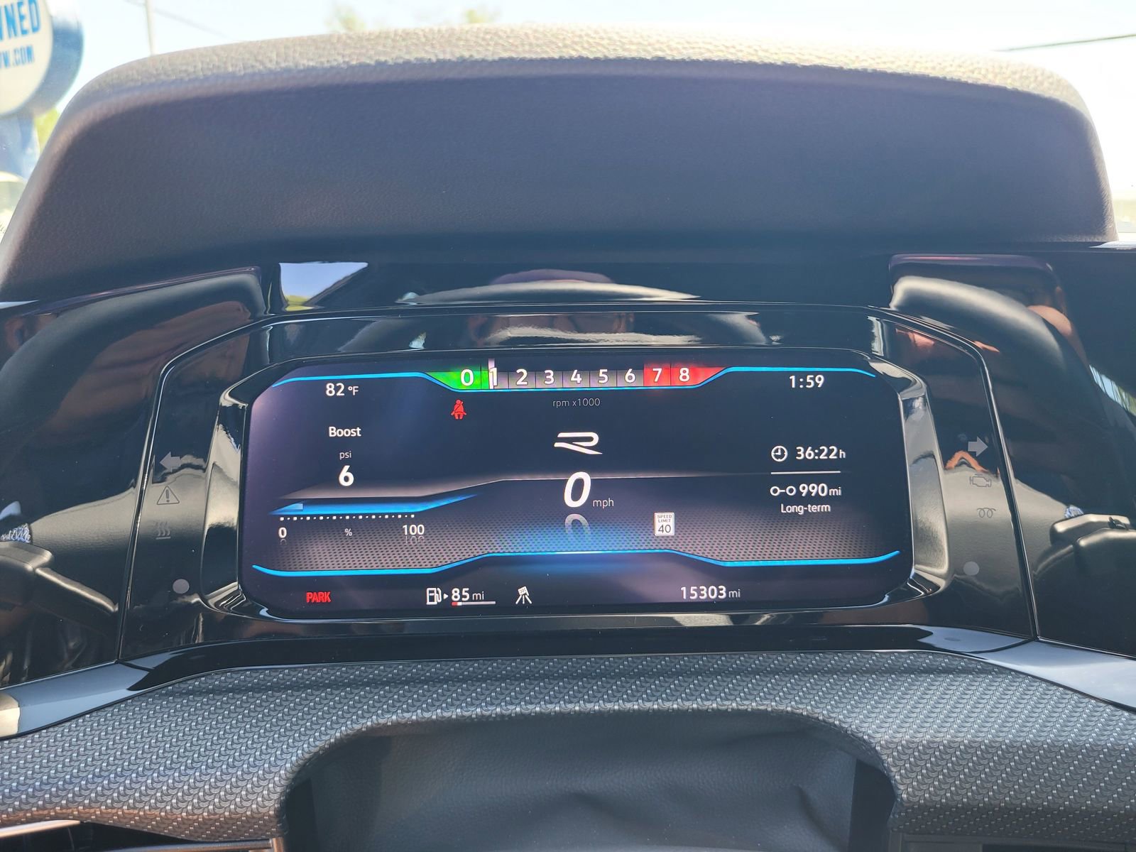 Used 2024 Volkswagen Golf R 2.0T image 31