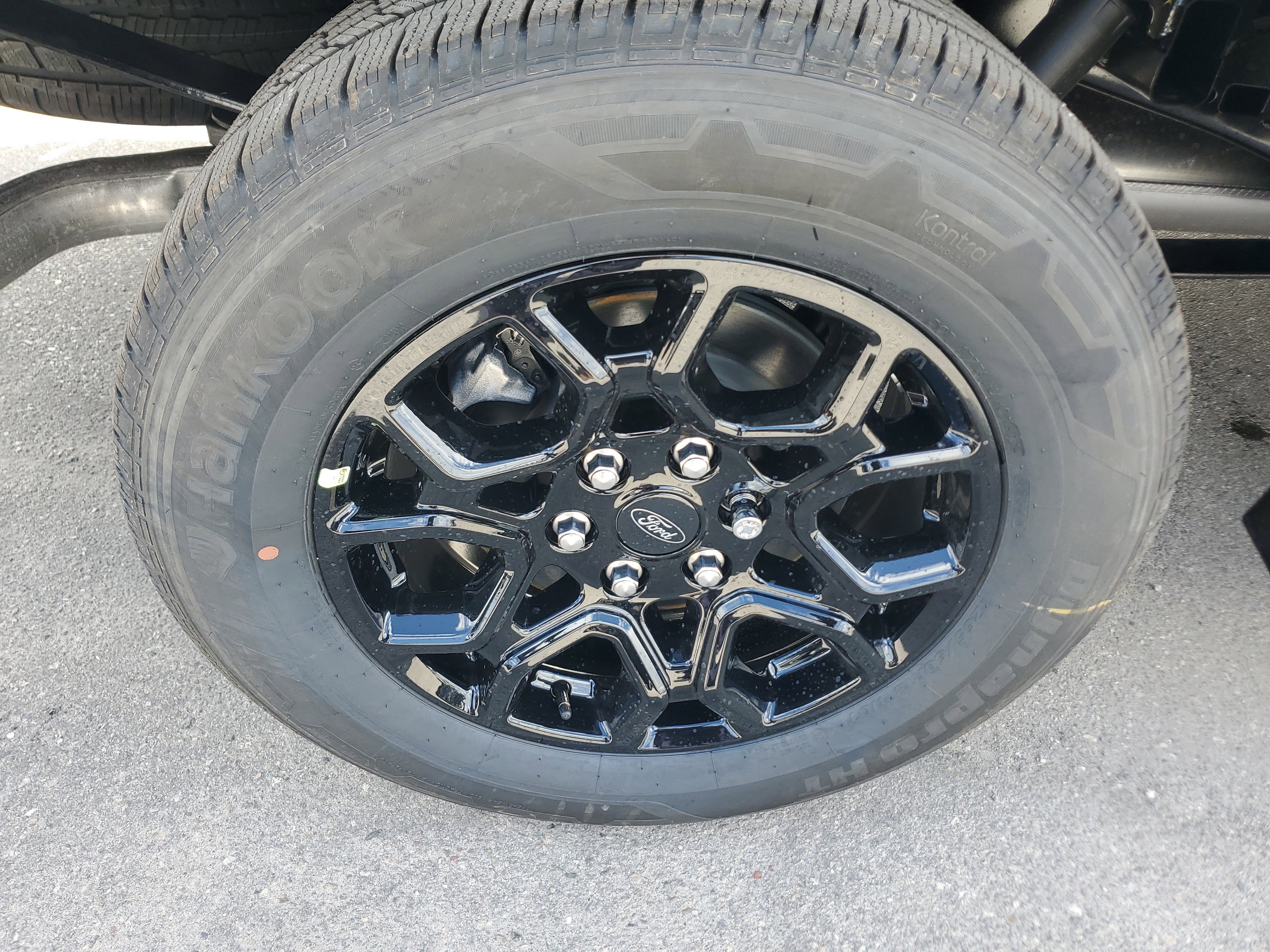 New 2026 Ford F150 XLT w/ Equipment Group 302A MID image 7