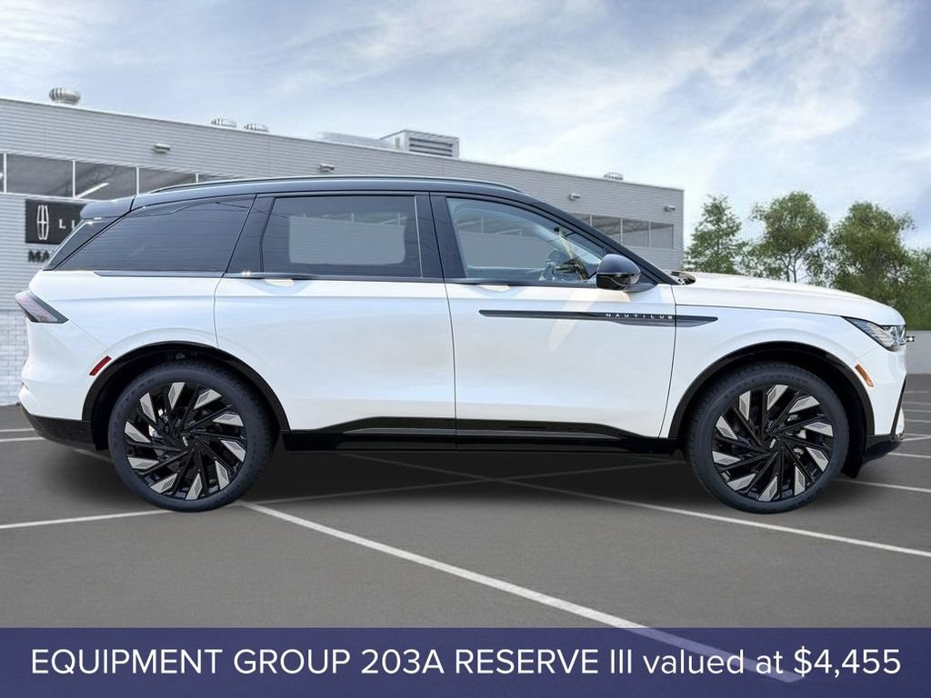 New 2026 Lincoln Nautilus Reserve AWD/4WD image 3