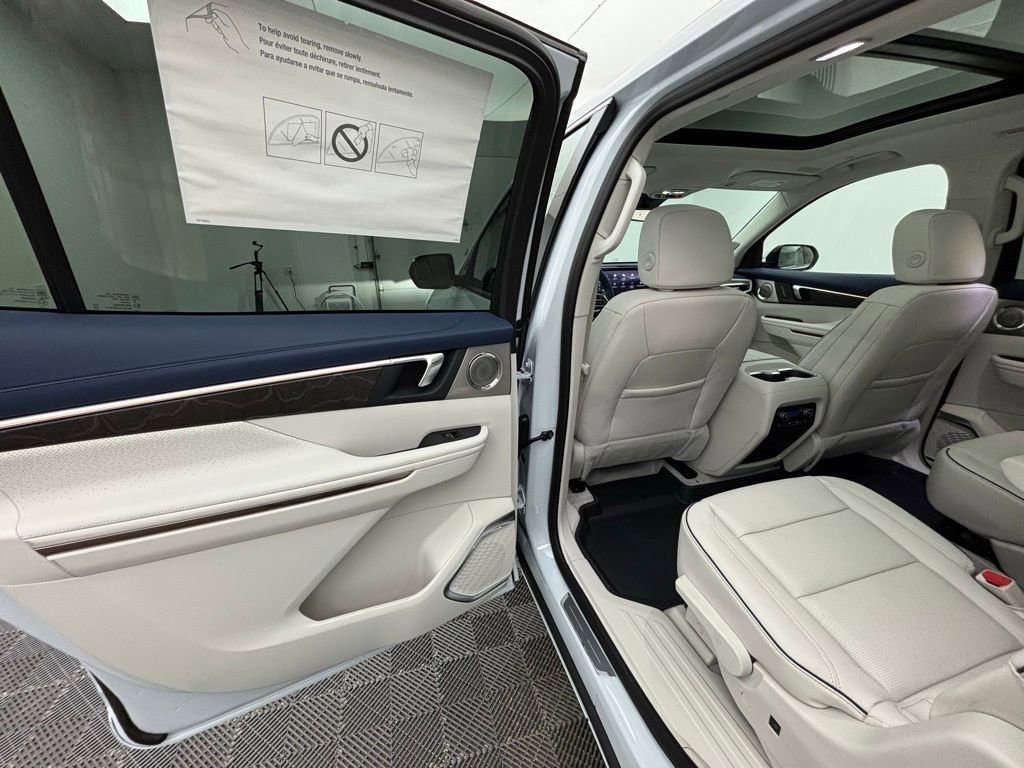 New 2026 Buick Enclave Avenir image 43