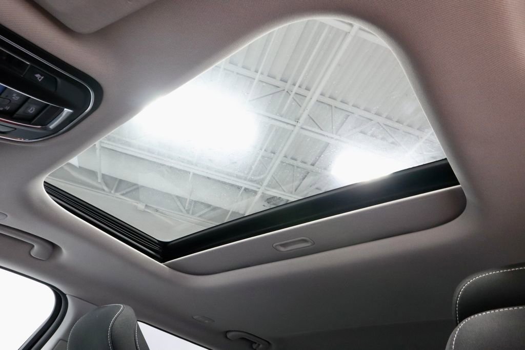 Used 2024 Jeep Grand Cherokee L Laredo w/ Luxury Tech Group I image 35