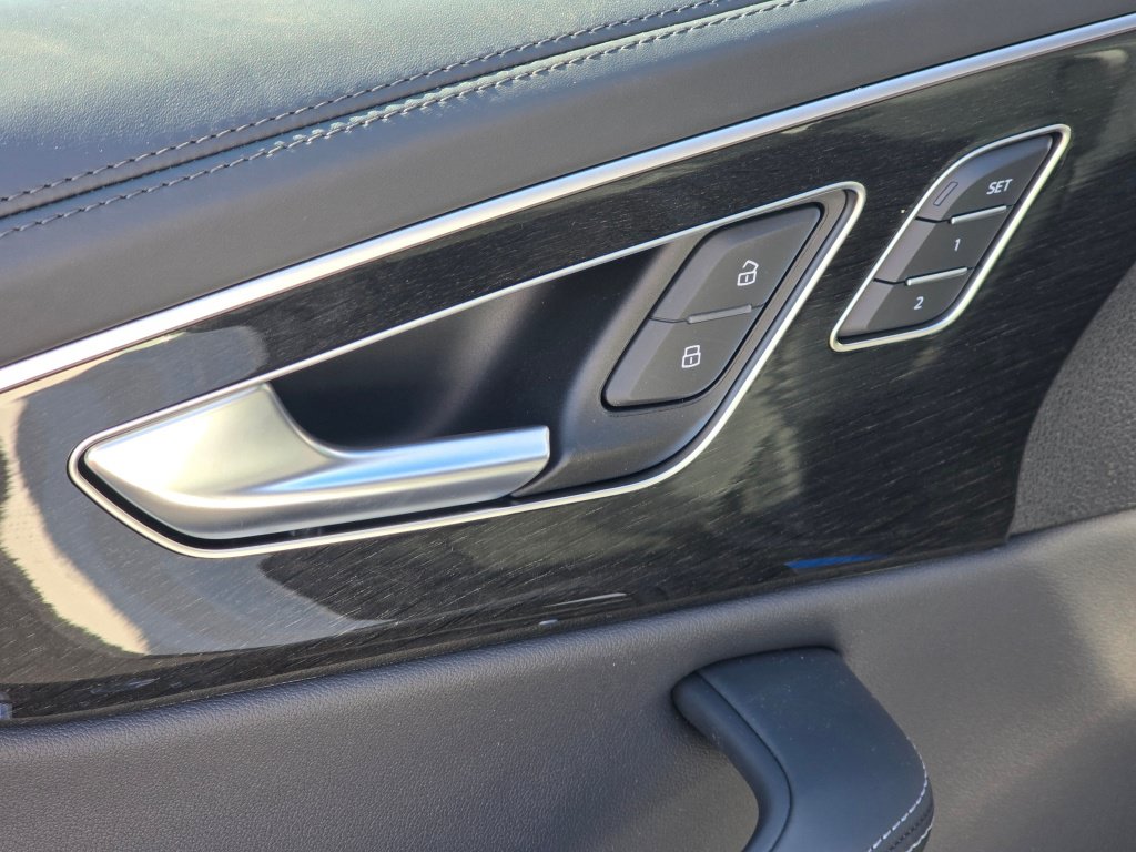 New 2026 Audi Q8 Prestige AWD/4WD image 33