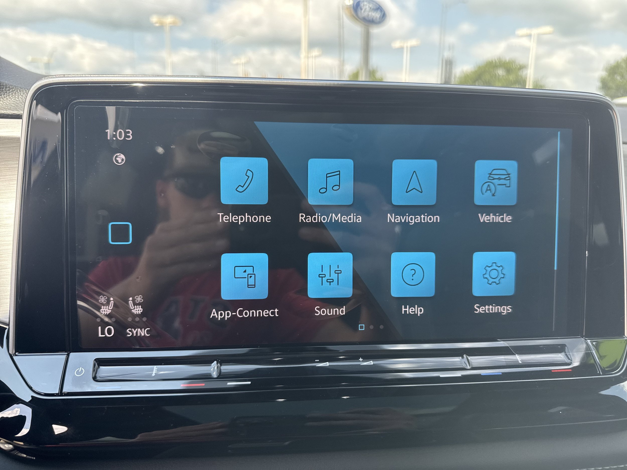 New 2026 Volkswagen Atlas Cross Sport SE AWD/4WD image 19