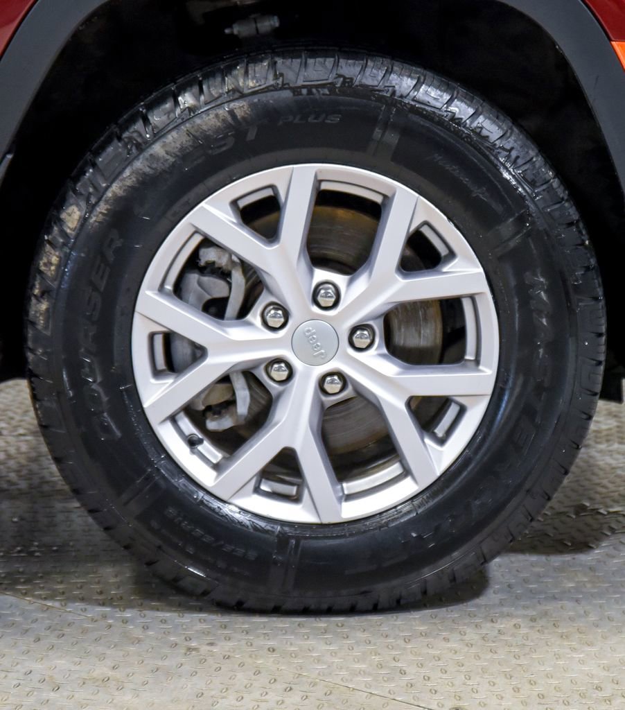 Used 2022 Jeep Grand Cherokee L Limited image 13