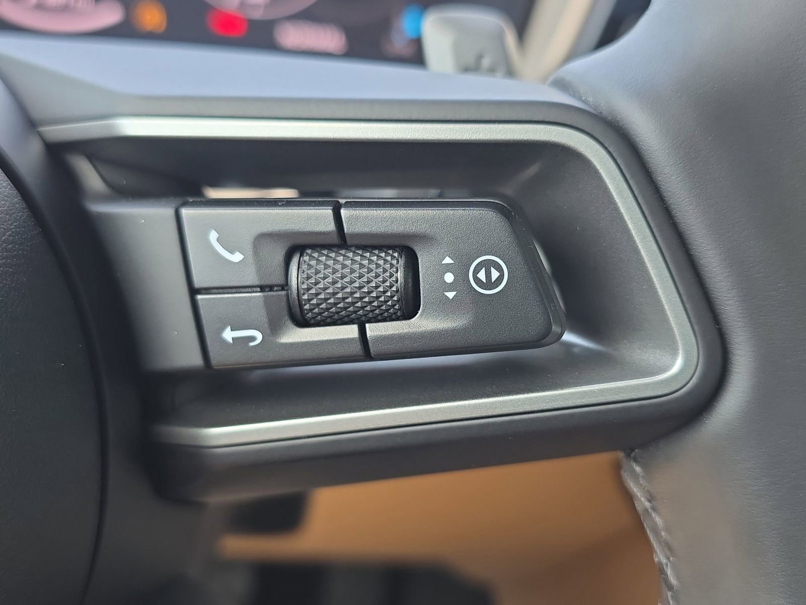 New 2026 Porsche Cayenne AWD/4WD image 24