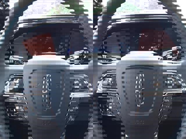 New 2022 Lincoln Navigator 4WD image 48