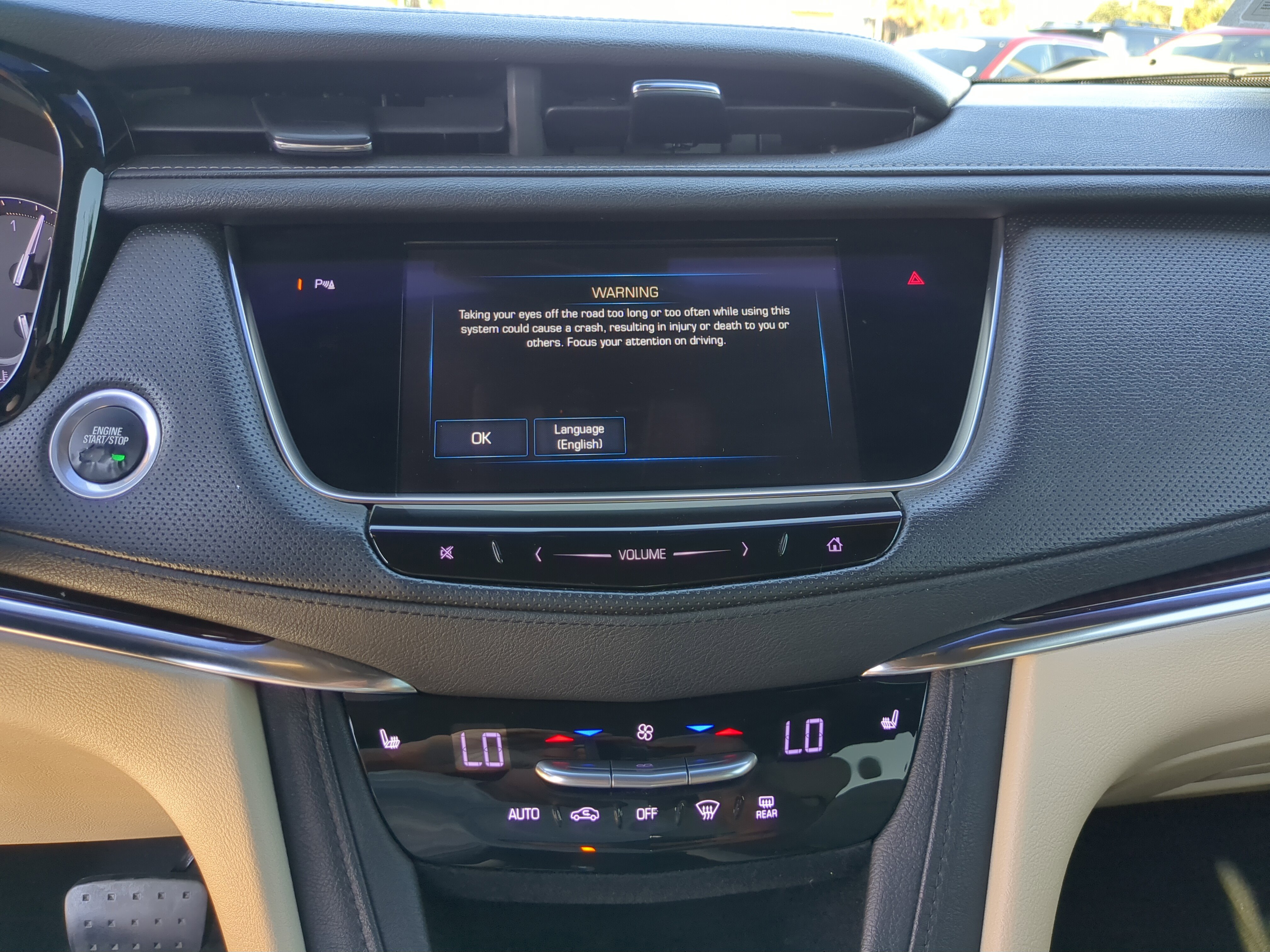 Used 2017 Cadillac XT5 Luxury w/ Driver Awareness Package image 21