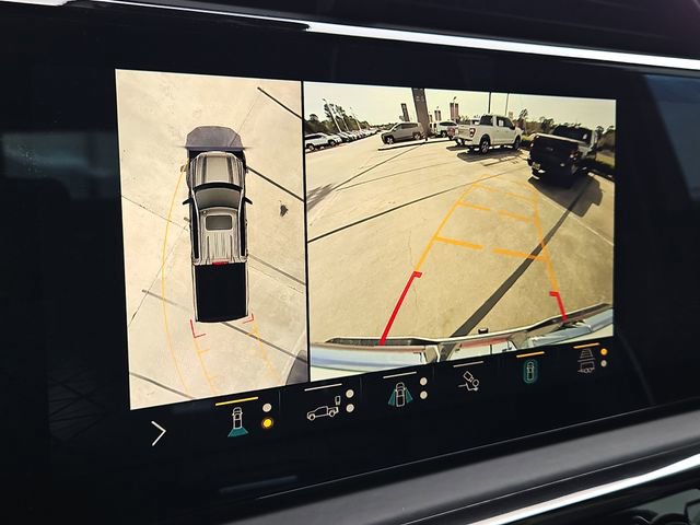 Used 2022 GMC Sierra 1500 AT4X image 2