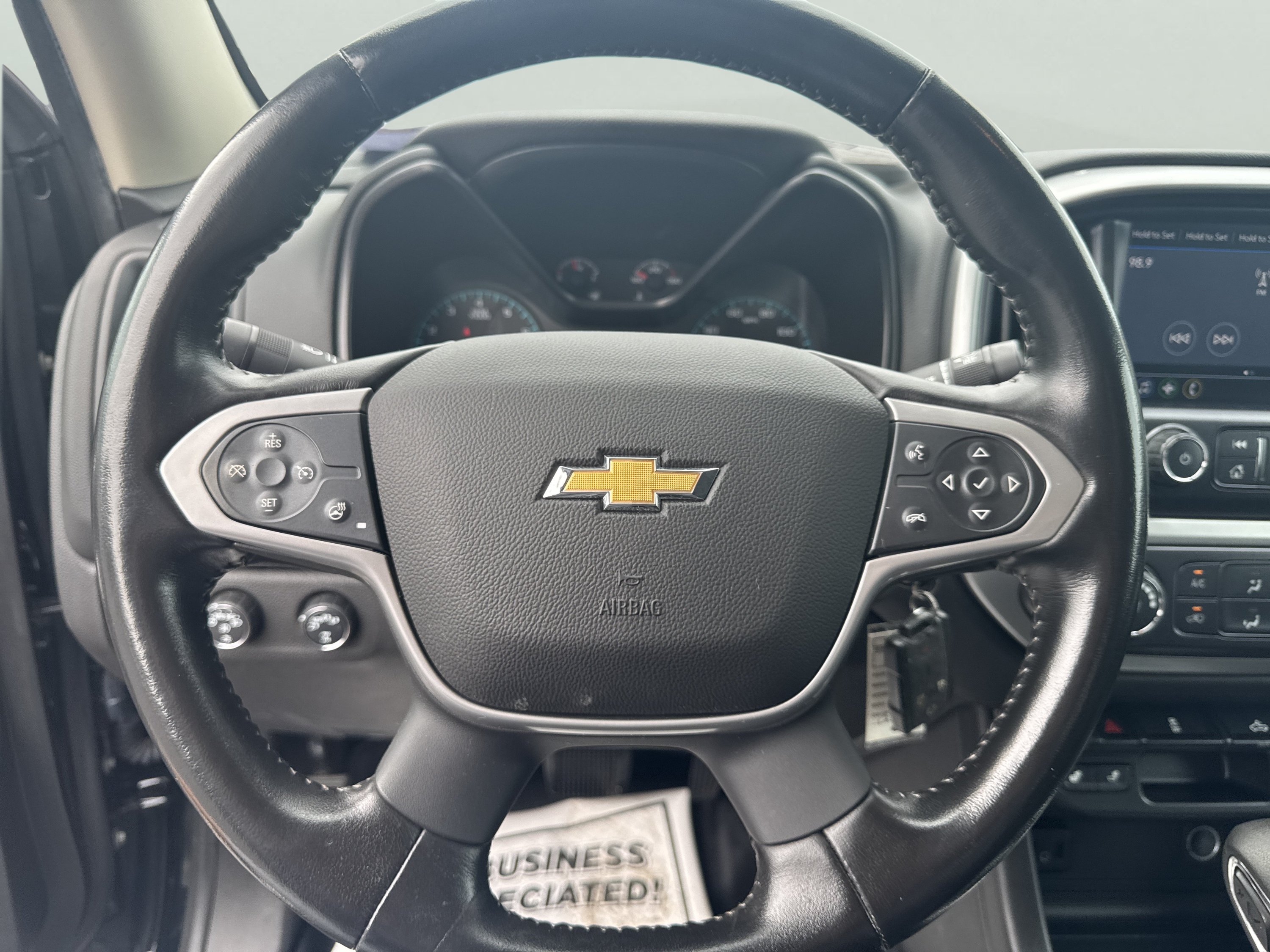 Used 2022 Chevrolet Colorado LT w/ Trail Boss Package AWD/4WD image 13