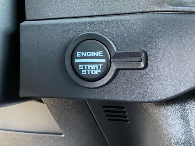 New 2025 Ford Bronco 4-Door AWD/4WD image 14