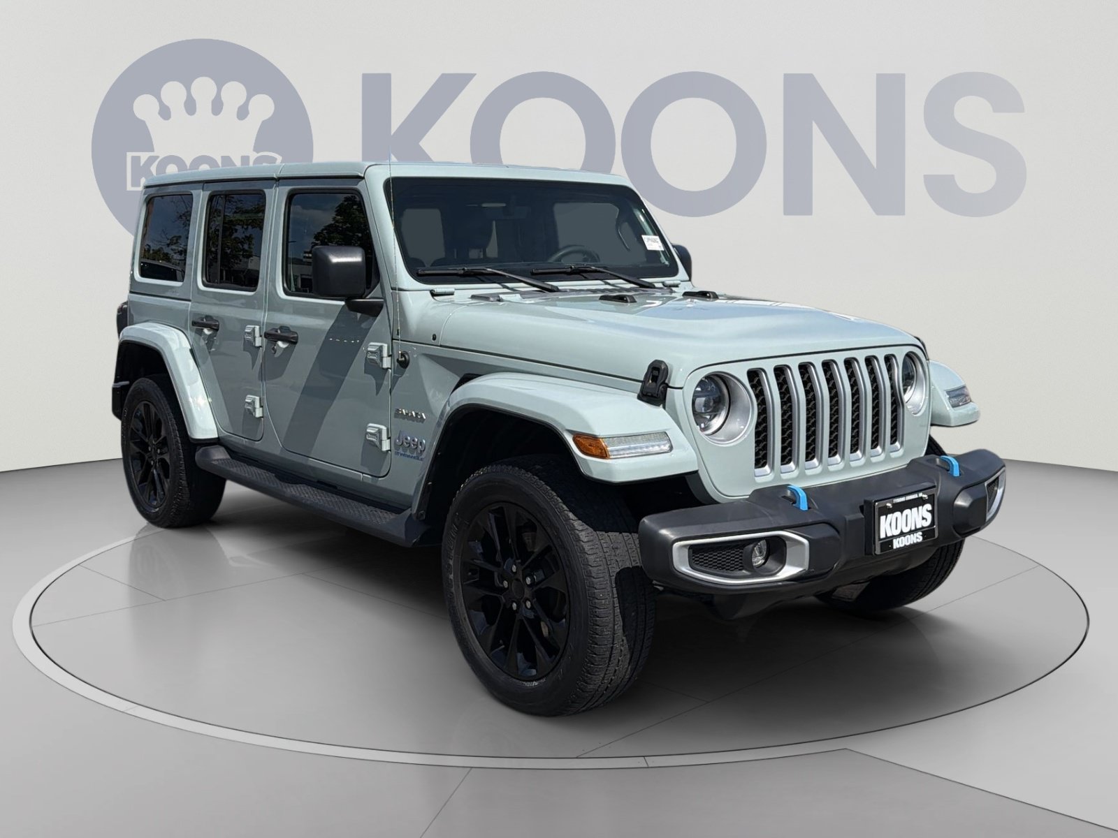 Used 2023 Jeep Wrangler Unlimited Sahara w/ Cold Weather Group AWD/4WD image 10