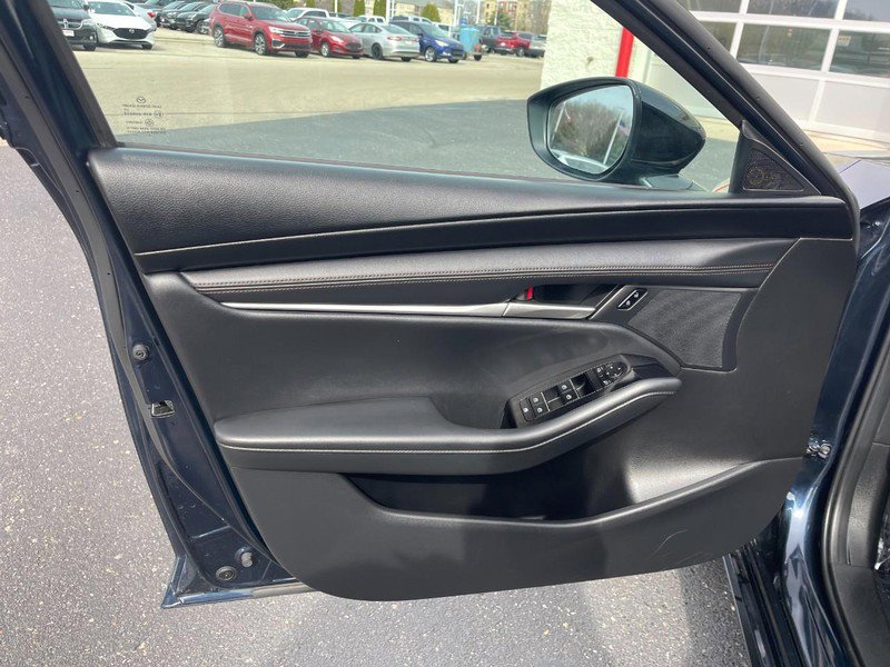 Used 2024 MAZDA MAZDA3 s image 20