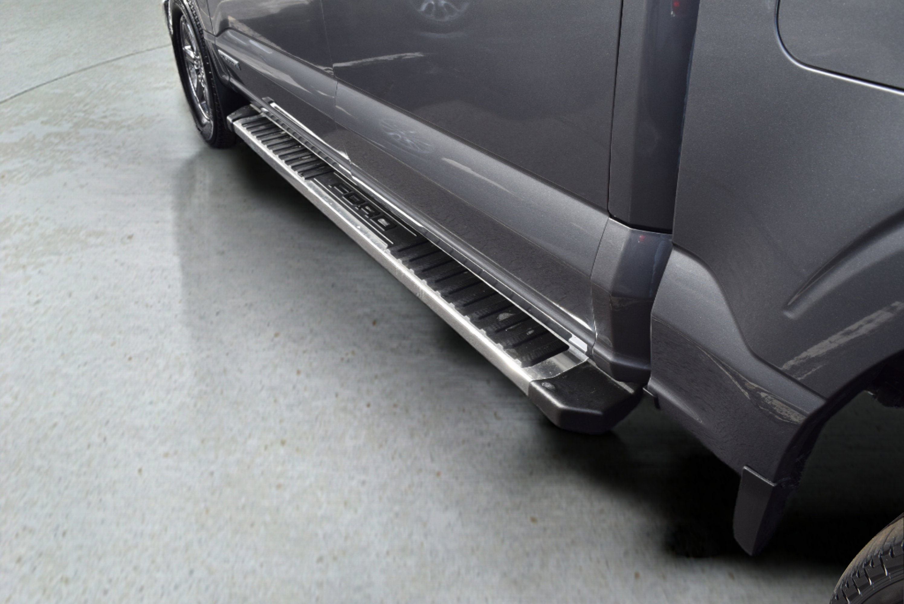 Certified 2024 Ford F150 XLT w/ Equipment Group 302A MID image 8